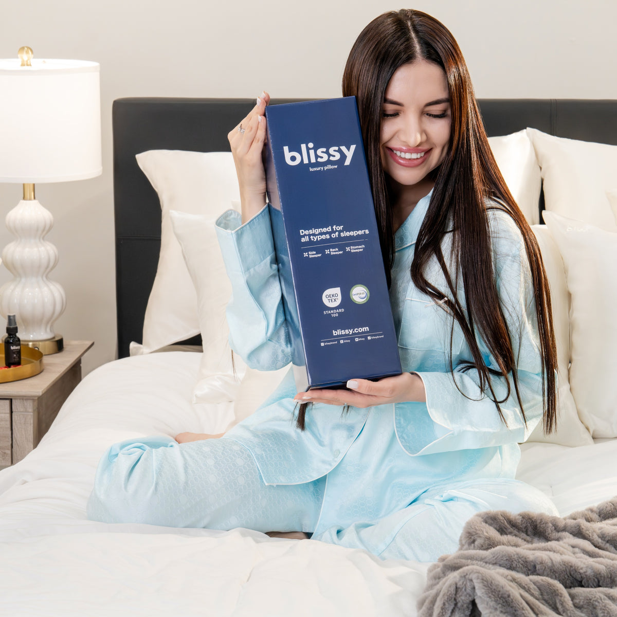 Blissy Classic Silk Signature Adjustable Pillow Detail – King