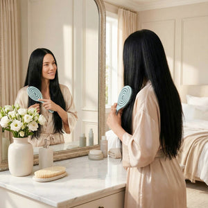 Blissy Blue Silk Blissy Detangling Brush Detail –