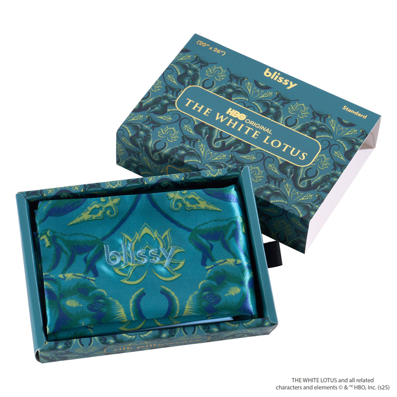 Pillowcase - White Lotus - Emerald Jungle - Queen