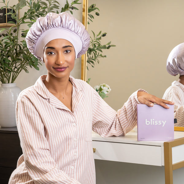 Lavender Blissy Halo Bonnet Close-Up – Blissy 22 Momme Silk