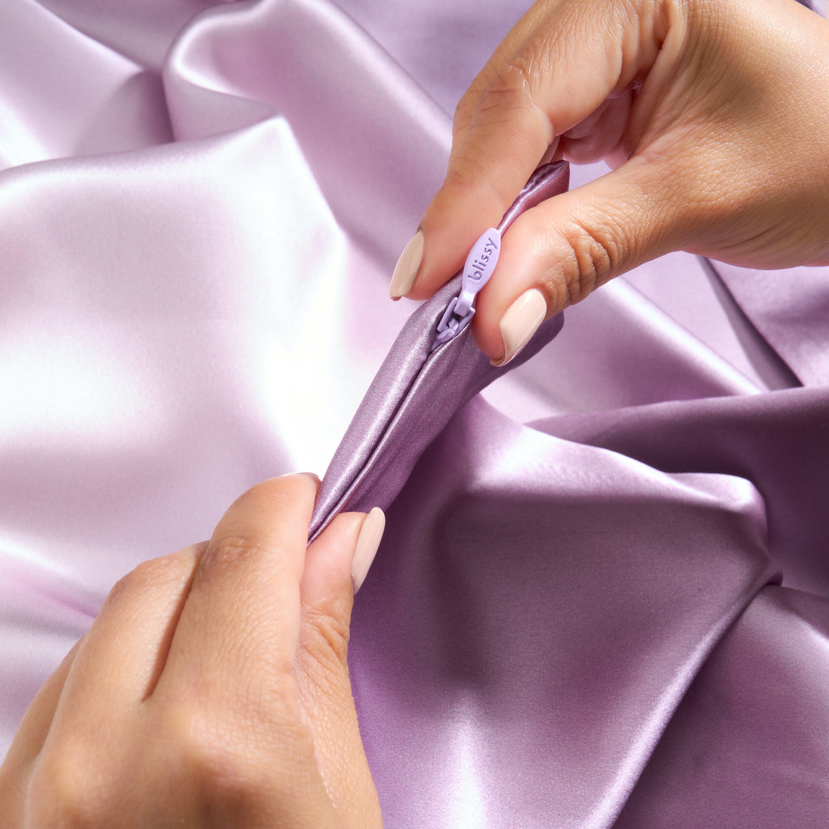 Lavender Ombre Pillowcase Close-Up – Blissy 22 Momme Silk