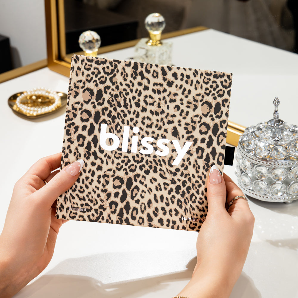 Leopard Blissy Halo Bonnet Close-Up – Blissy 22 Momme Silk