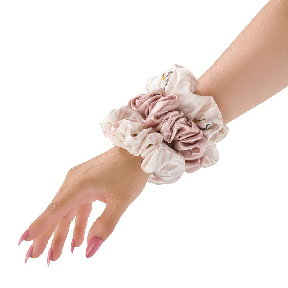 Olive You Blissy Scrunchies Close-Up – Blissy 22 Momme Silk