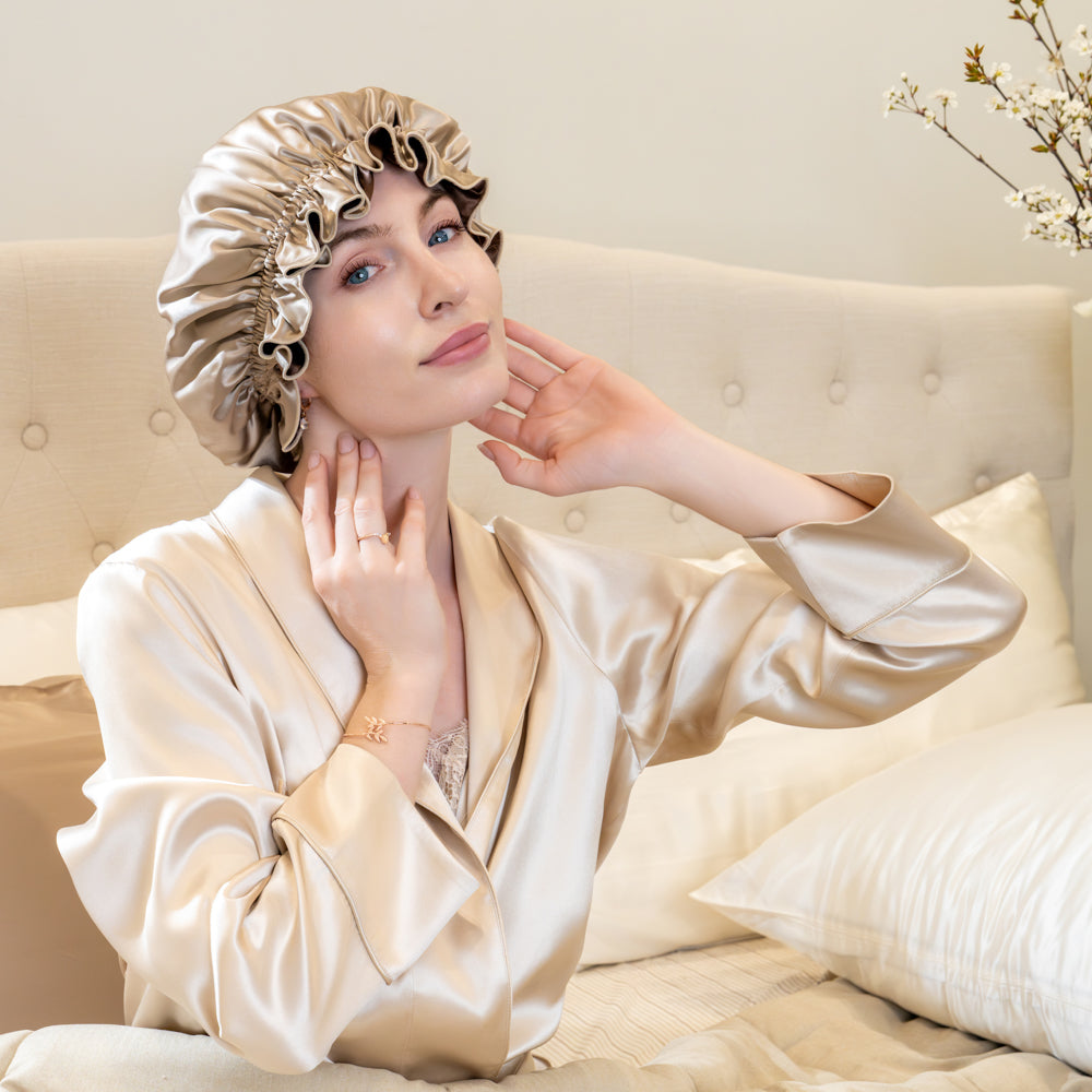 Blissy Taupe/Chocolate Ruffle Bonnet – 22 Momme Mulberry Silk, 100% Silk – Lifestyle