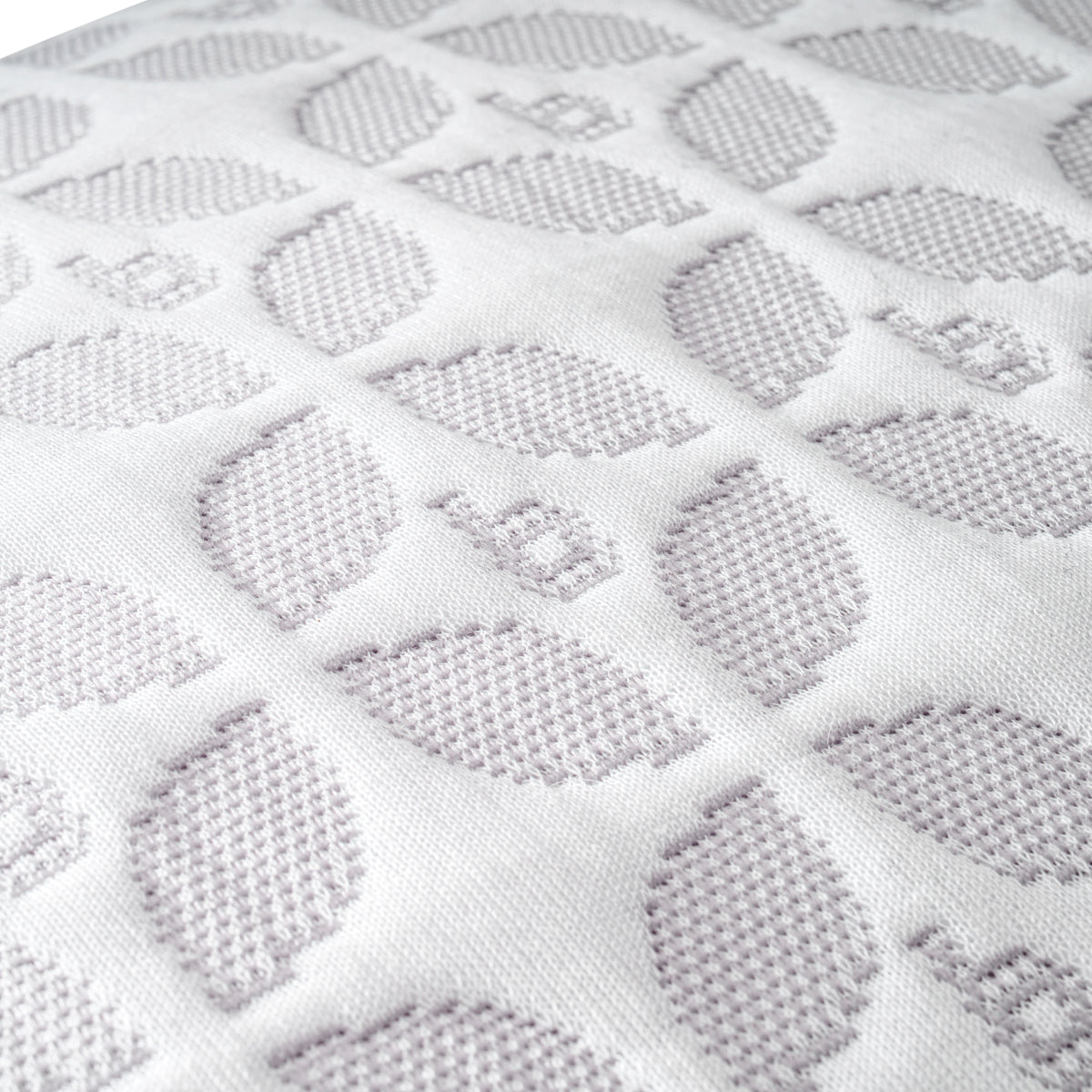 Classic Signature Adjustable Pillow Close-Up – Blissy 22 Momme Silk