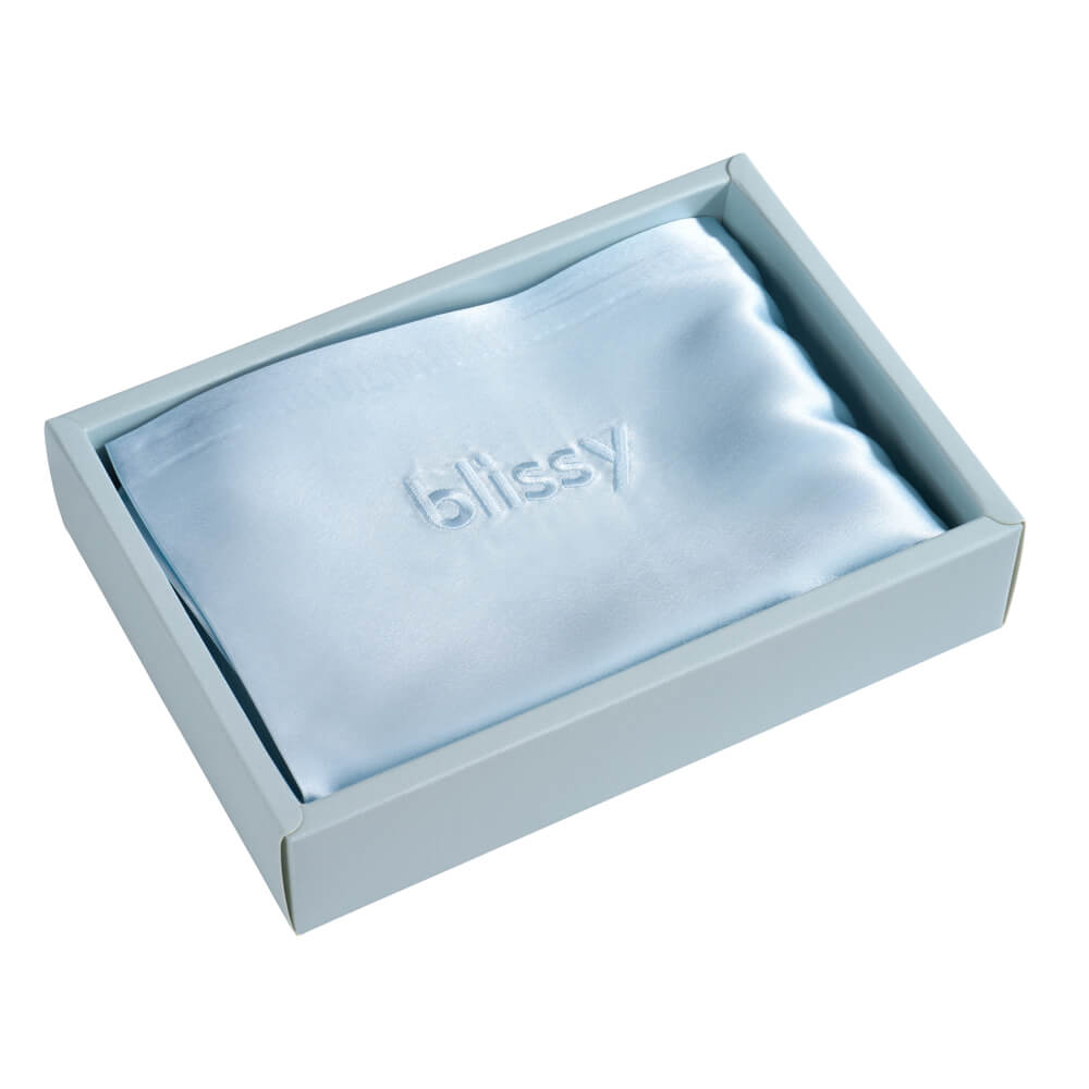 Blissy Queen Sky Blue Pillowcase Lifestyle – Mulberry Silk