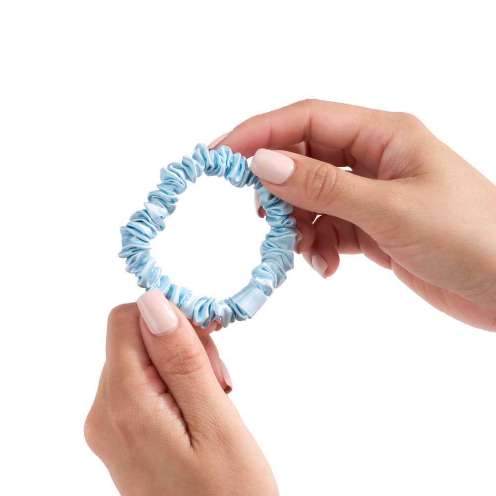 Blissy Sky Blue Silk Blissy Skinny Scrunchies Detail –