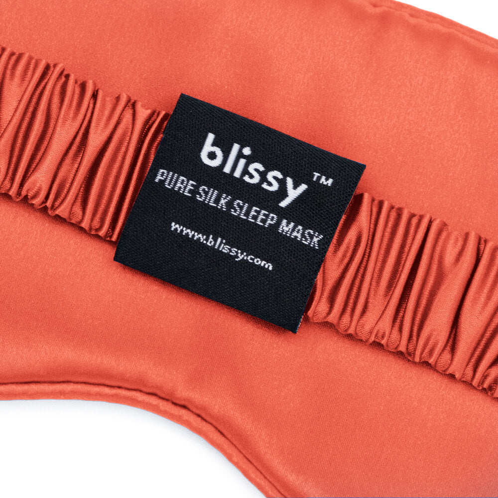 Blissy Sunrise Sleep Mask Lifestyle – Mulberry Silk