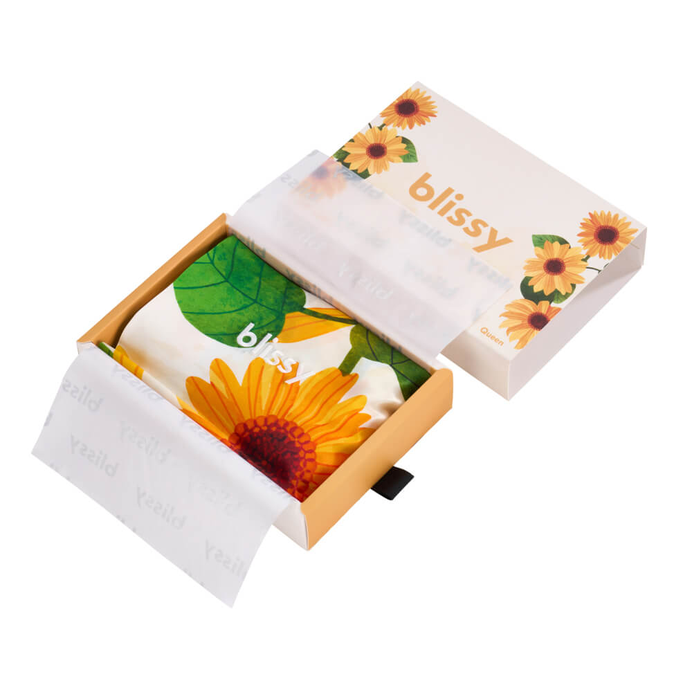 Blissy Mulberry Silk Pillowcase – Zodiac Flower Queen