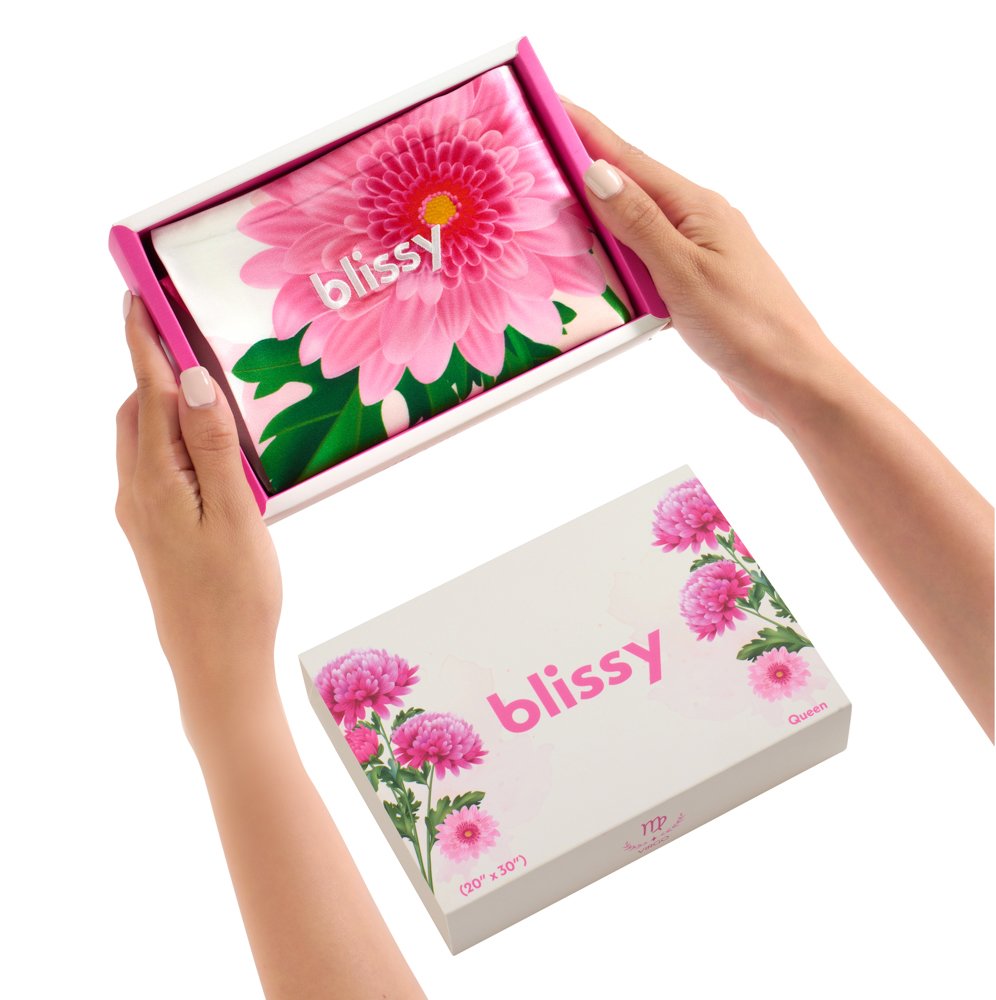 Blissy Zodiac Flower Silk Pillowcase Detail – Standard