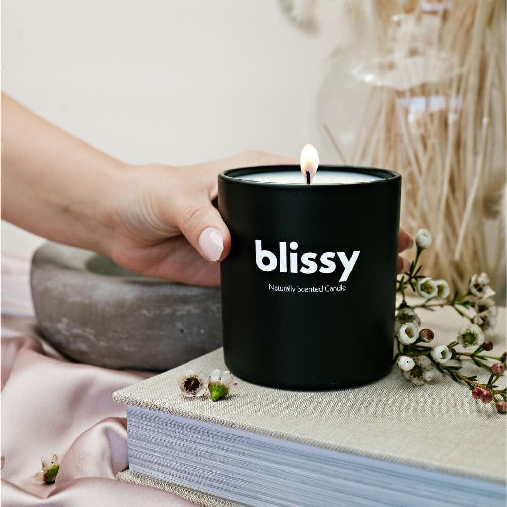 Blissy Mulberry Silk Blissy Candle – Lavender & Eucalyptus
