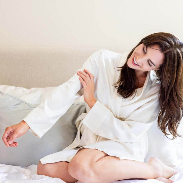 White Mulberry Silk Classic Robe – Blissy