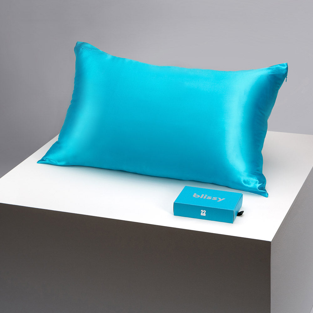 Blissy Standard Bahama Blue Pillowcase – 22 Momme Mulberry Silk, 100% Silk