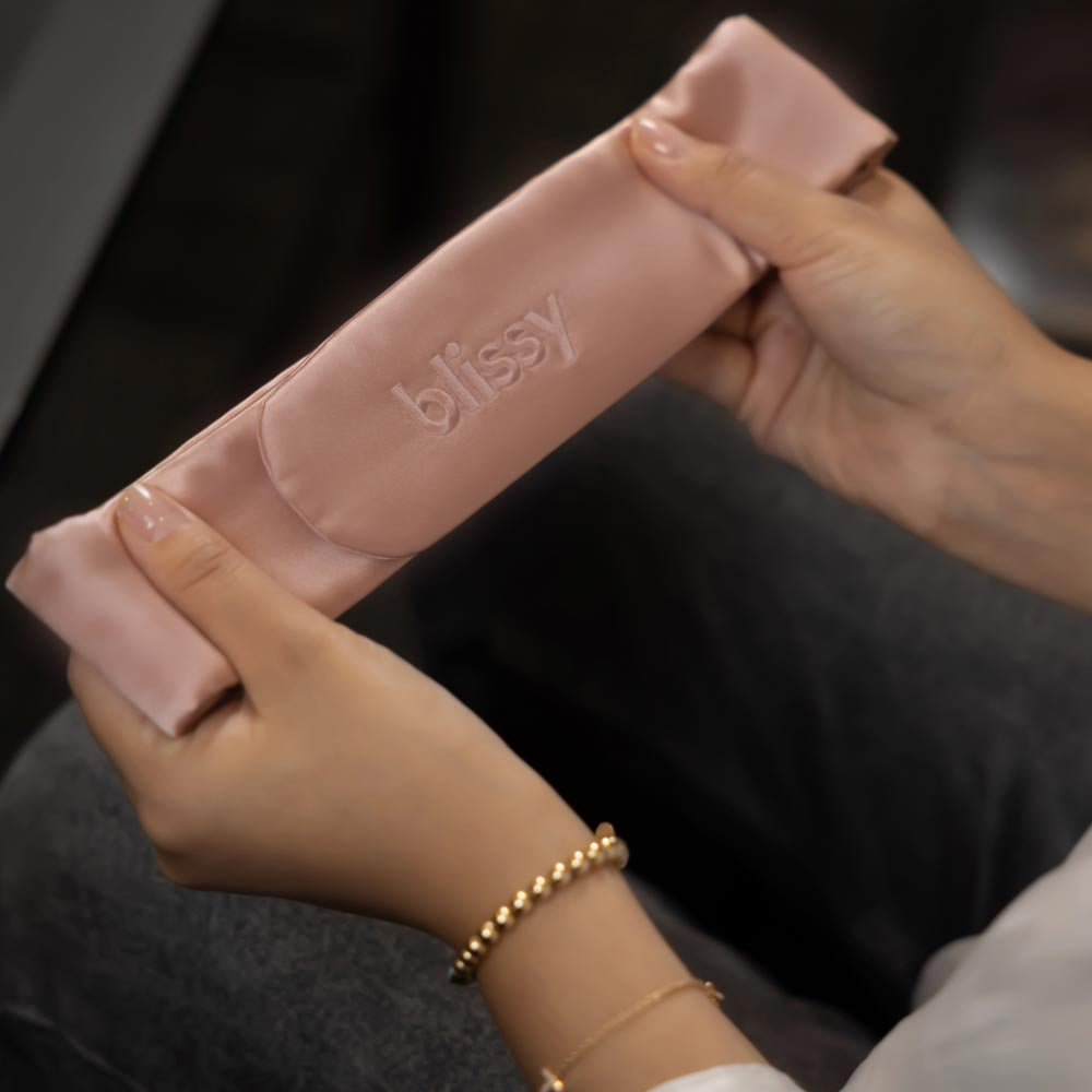 Blissy Rose Gold Blissy Beauty Band Lifestyle – Mulberry Silk