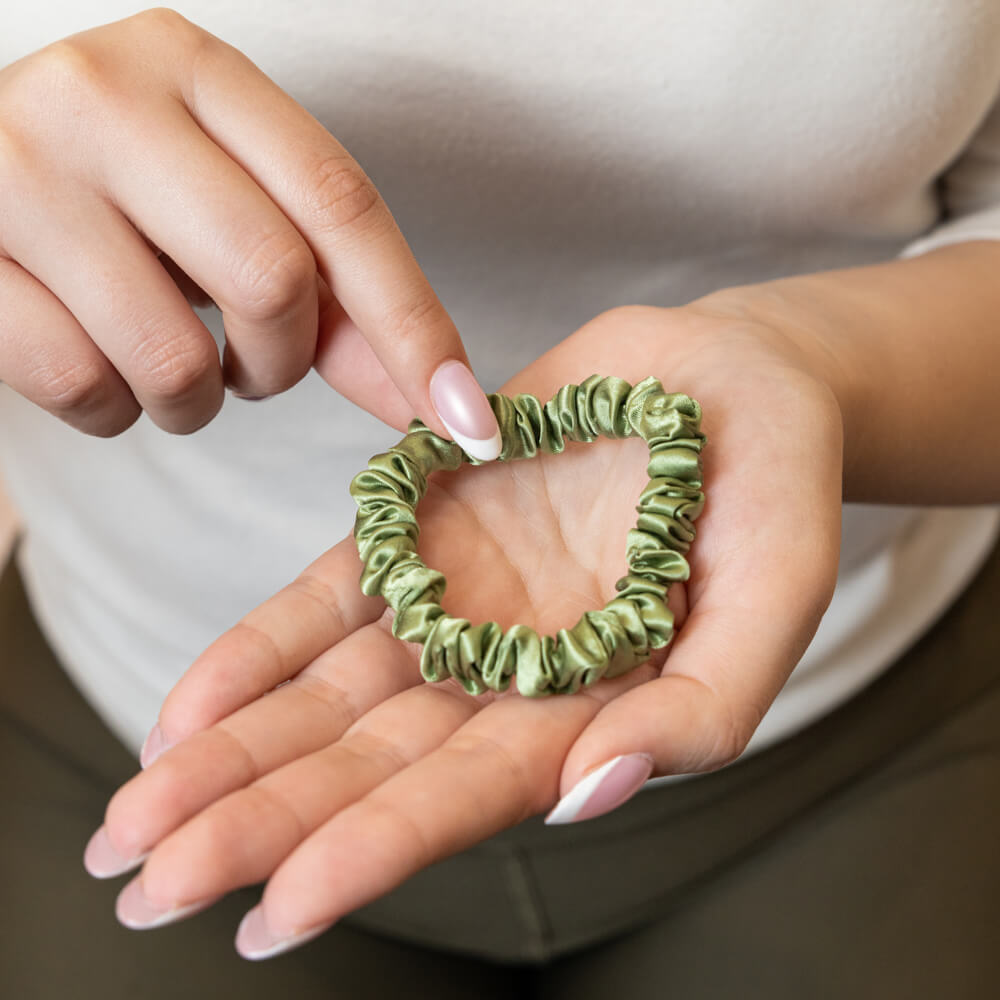 Olive Blissy Skinny Scrunchies – Blissy Premium Silk