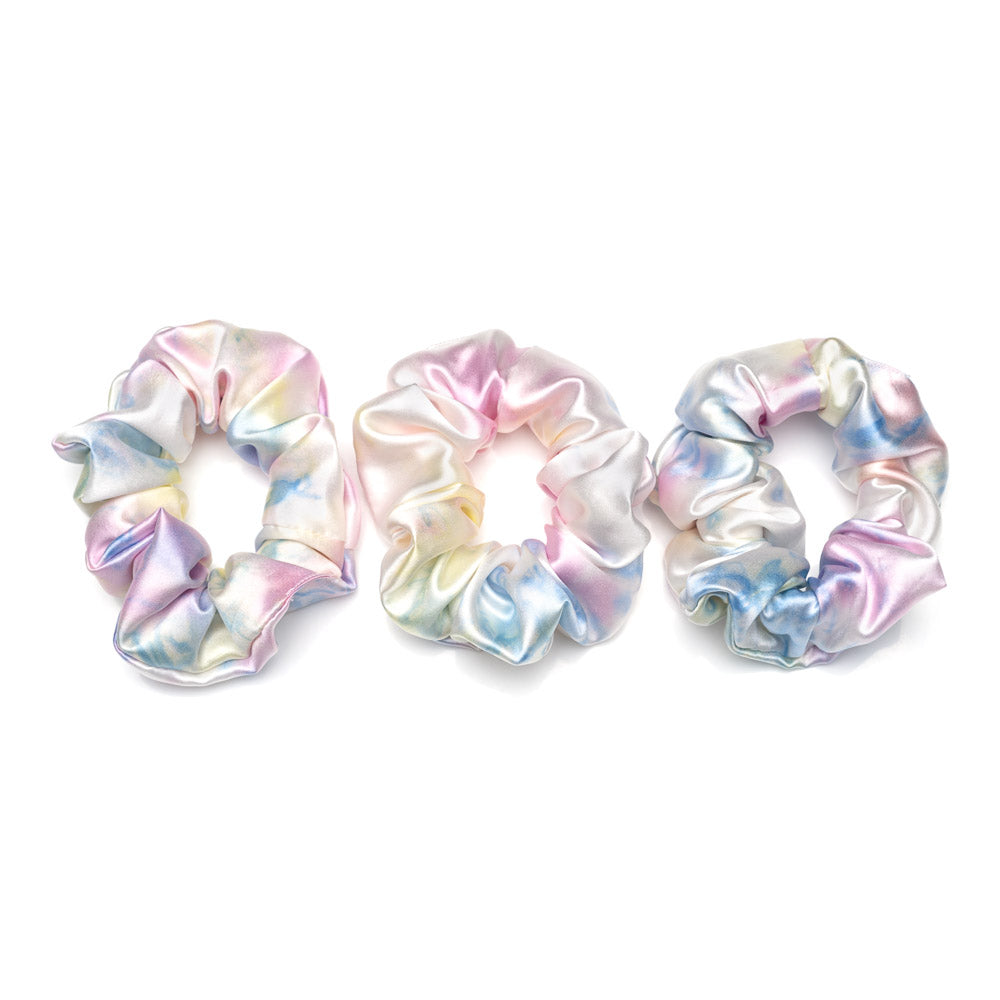 Yellow Tie-Dye Blissy Scrunchies Close-Up – Blissy 22 Momme Silk