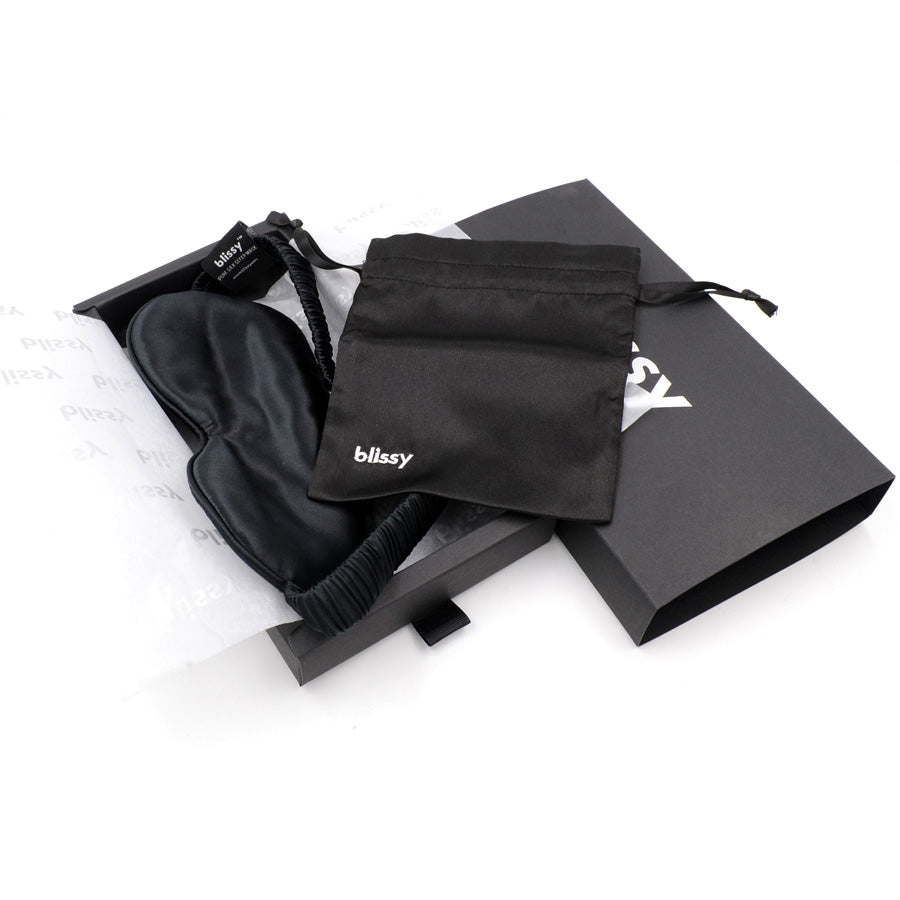 Blissy Black Sleep Mask Lifestyle – Mulberry Silk