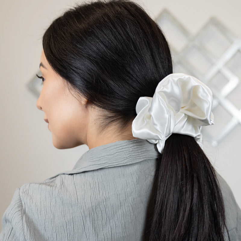 Blissy Oversized Scrunchie - White