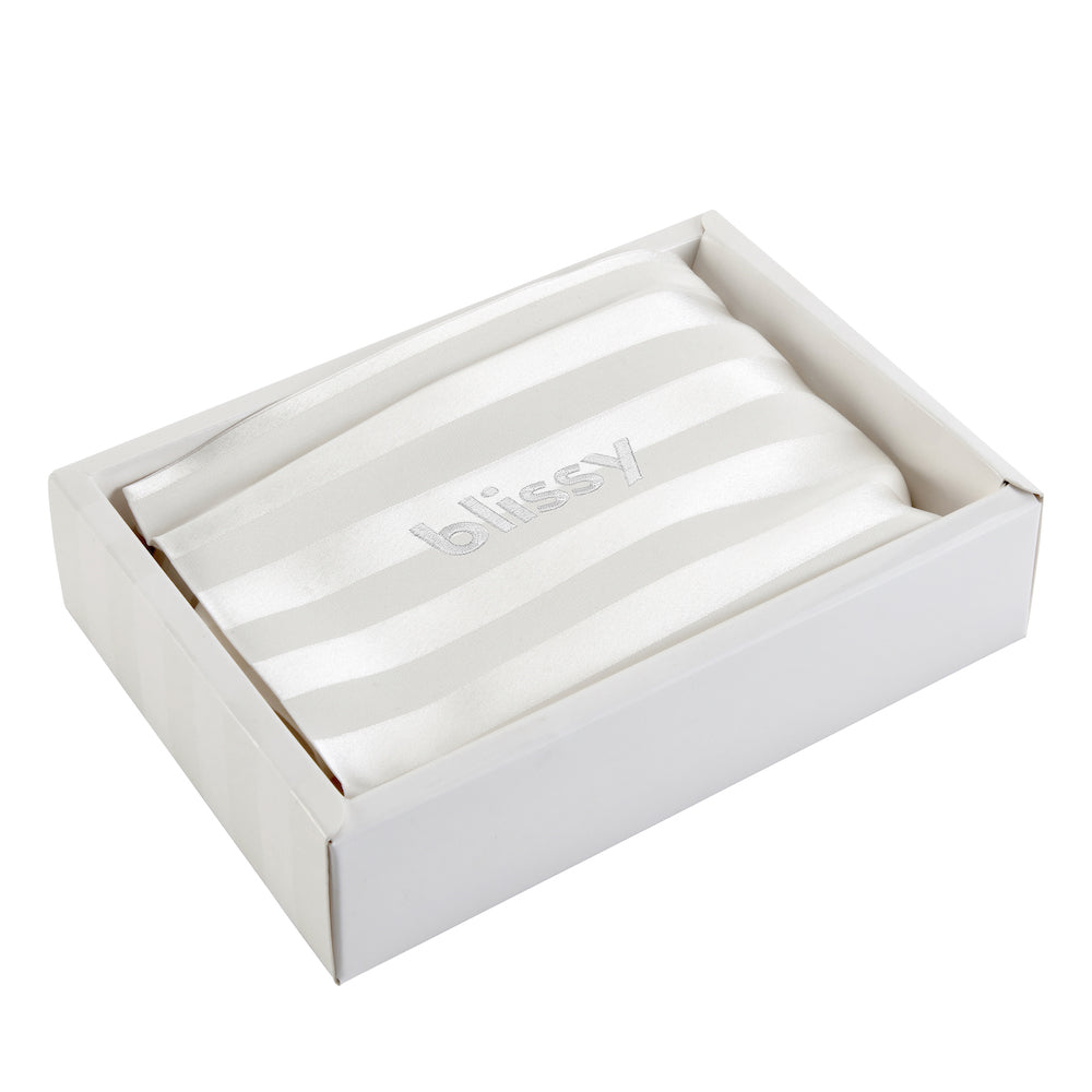 Blissy Queen White Striped Pillowcase Lifestyle – Mulberry Silk